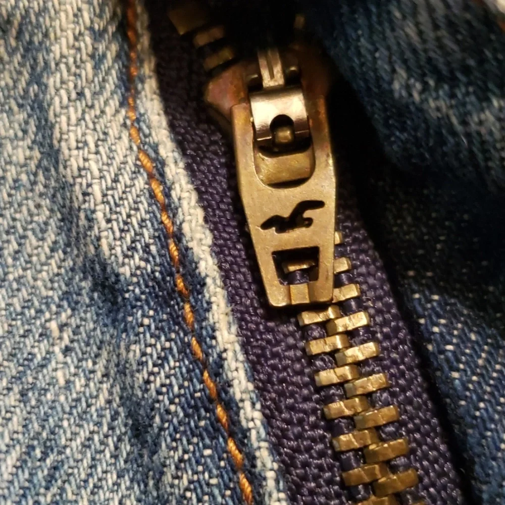 HOLLISTER DENIM SKIRT BLUE MINI, Sz 9 - Picture 8 of 8